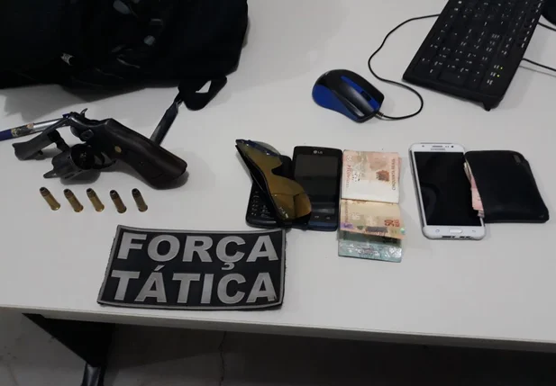 Objetos apreendidos pela Força Tática 