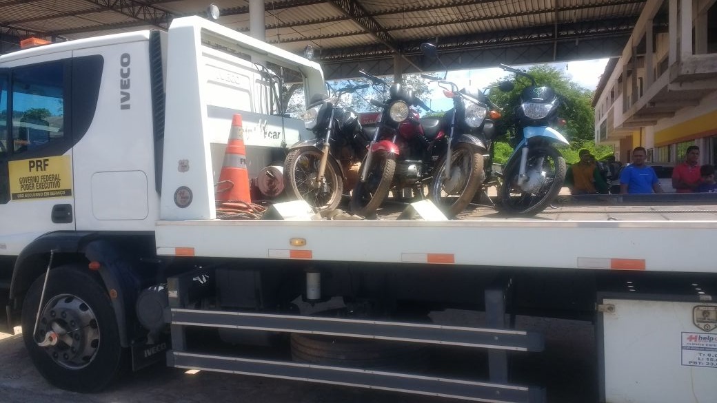 Motos apreendidas na Operação Duas Rodas em Piripiri