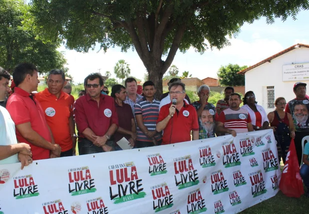 Caravana Lula Livre percorre 46 municípios no estado do Piauí