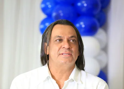 Cantor Frank Aguiar