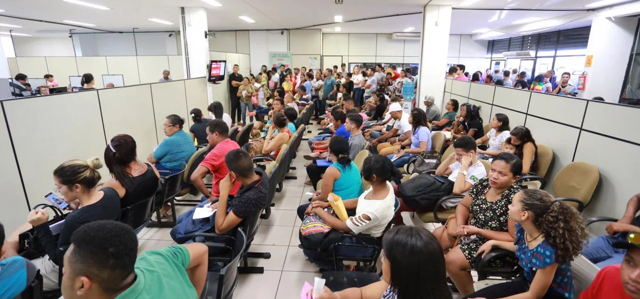 Atendimento no Fórum Eleitoral de Teresina