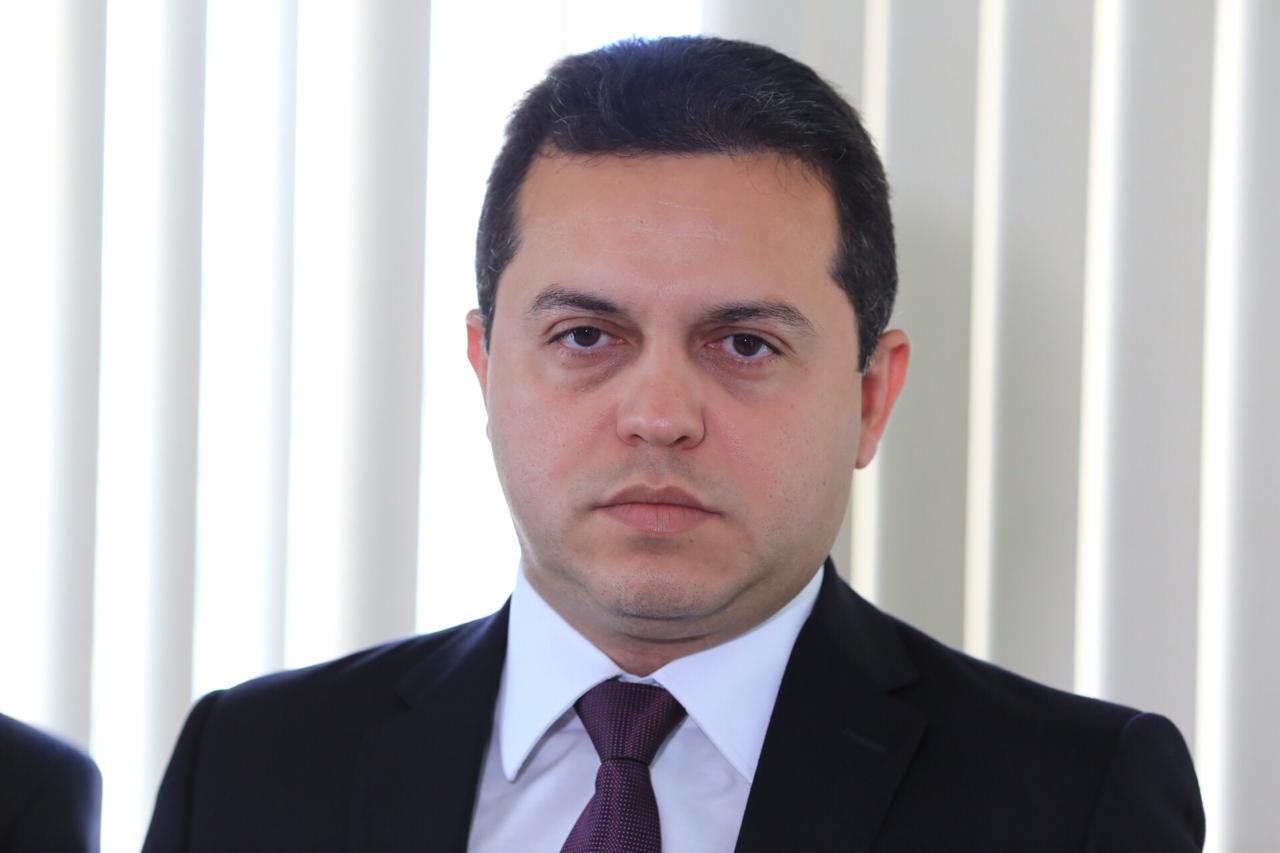 Delegado Carlos César
