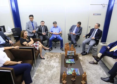 Encontro entre deputados estaduais e conselheiros do TCE