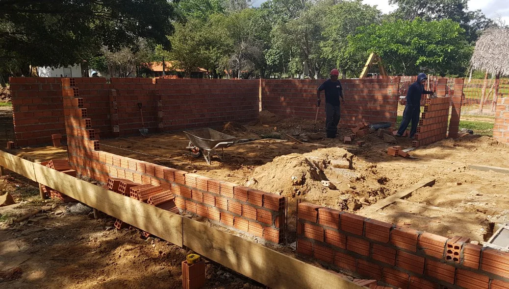 Obras já iniciadas no local