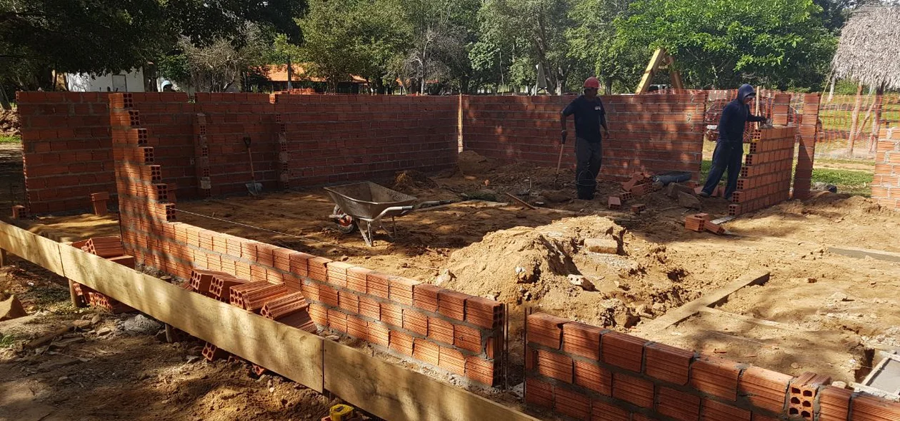 Obras já iniciadas no local