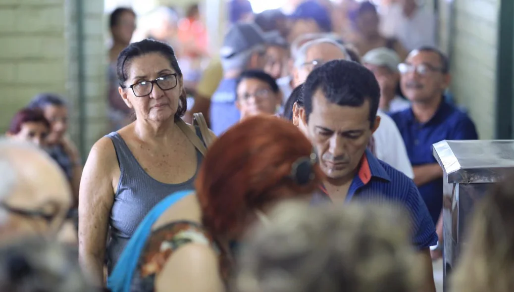 Fila no Hospital da Primavera