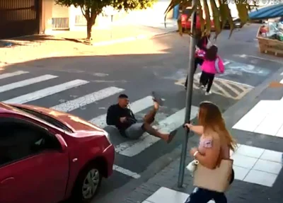 Policial de folga reage e mata bandido na frente da filha em SP
