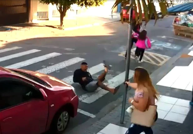 Policial de folga reage e mata bandido na frente da filha em SP