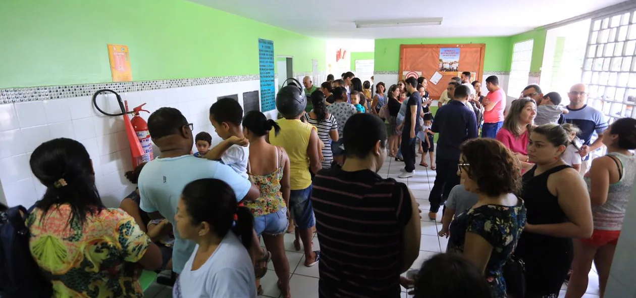 População lota Hospital da Primavera no Dia D de Vacinação