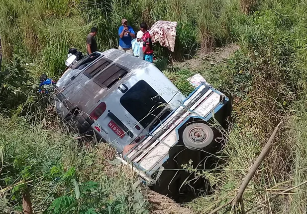 Acidente na BR 135