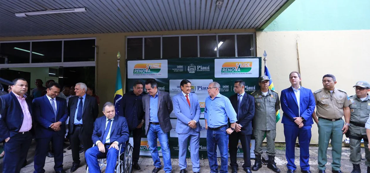 Solenidade de entrega de equipamentos no hospital da Polícia Militar