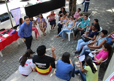 Servidores acampam em frente à Prefeitura de Teresina