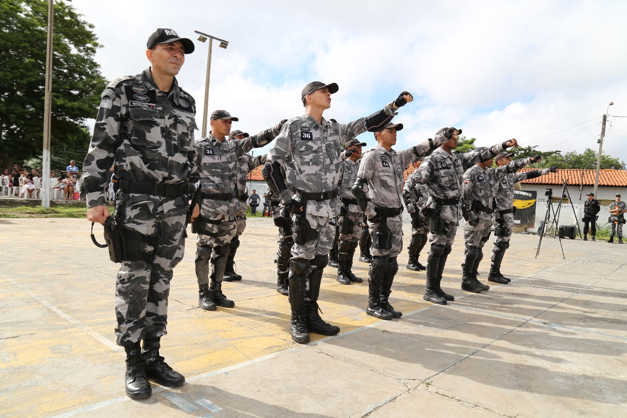 Solenidade de formatura do II Curso de Motopatrulhamento Tático da PM-PI