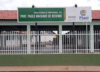 Unidade escolar Paulo Machado
