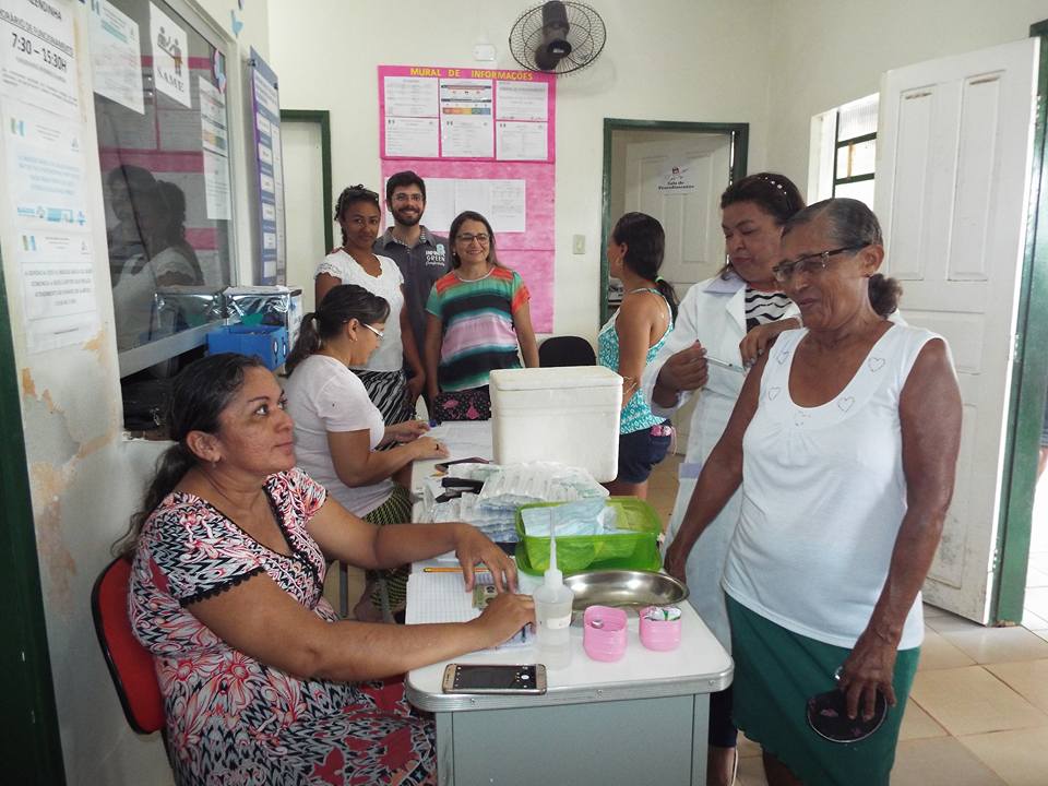 Vacinação contra gripe em Esperantina