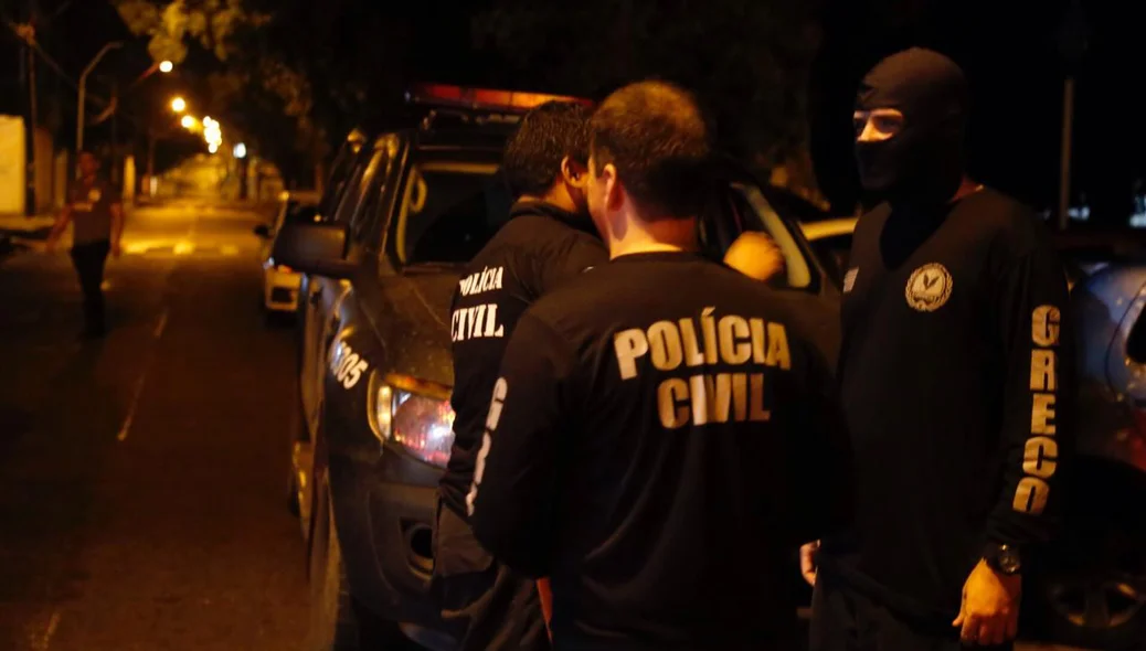 A operação está sendo coordenada pela Delegacia de Proteção à Criança e ao Adolescente