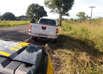 Abordagem da PRF na L200 triton