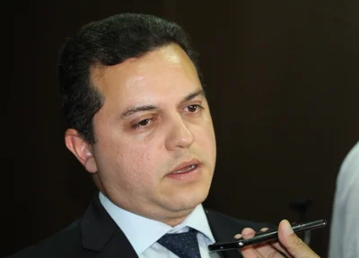 Delegado Carlos César