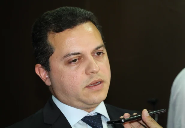 Delegado Carlos César