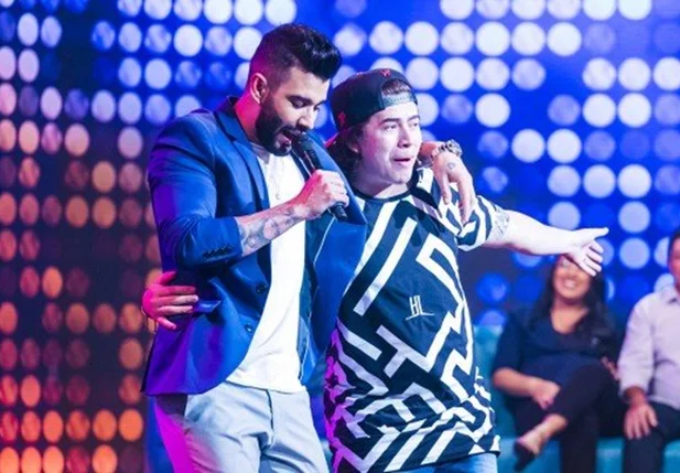 Gusttavo Lima e Whindersson Nunes no Tamanho Família