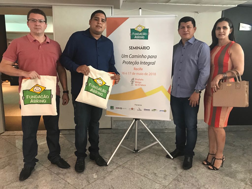 Prefeito Rubens Vieira participa de seminário em Recife