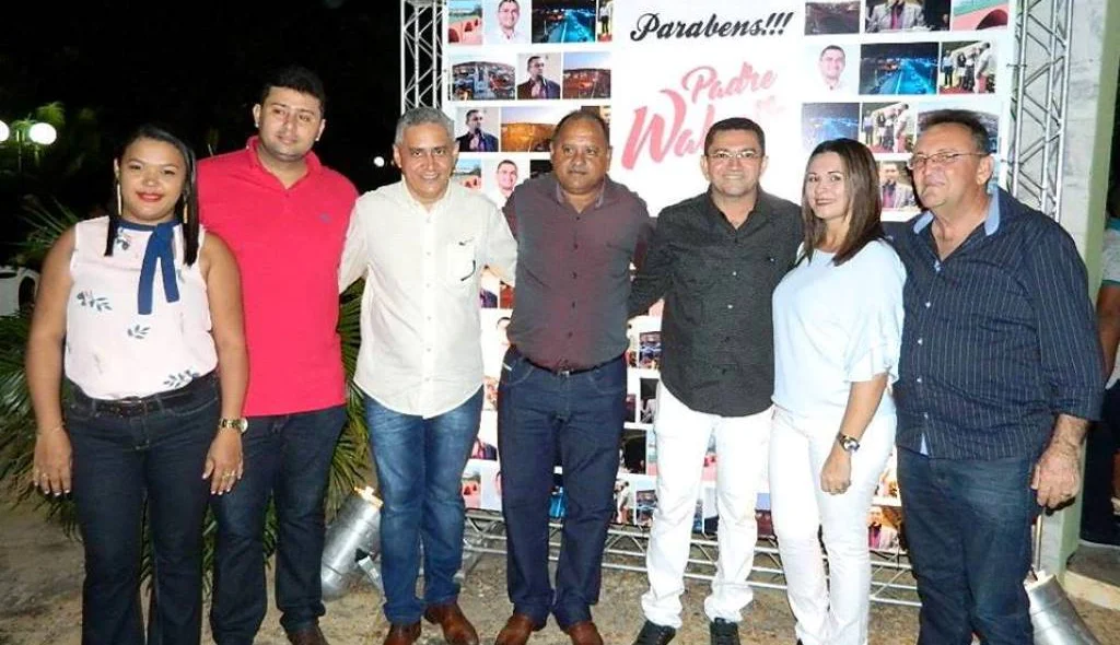Lideranças políticas prestigiam aniversário do Padre Walmir