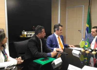 Reunião entre prefeito e vice de Campo Maior com Ciro Nogueira e ministro da Integração