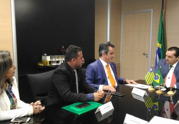 Reunião entre prefeito e vice de Campo Maior com Ciro Nogueira e ministro da Integração