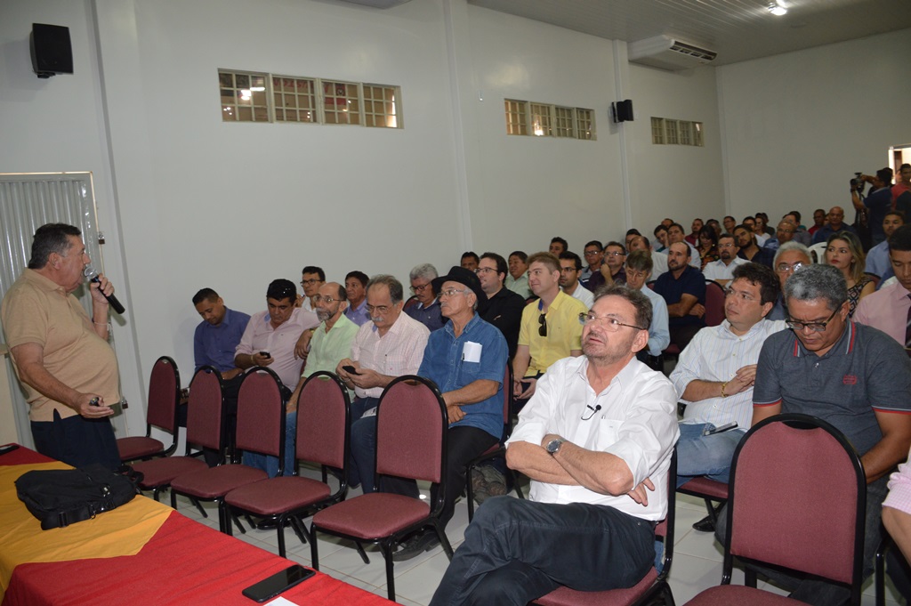 Seminário em Picos. reúne lideranças da oposição