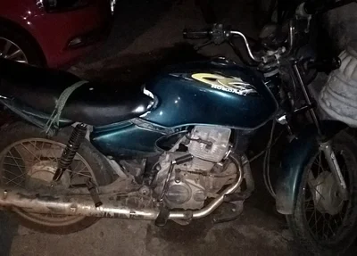 Motocicleta apreendida em Picos