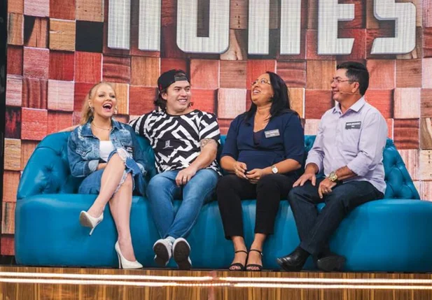Whindersson Nunes durante o programa Tamanho Família