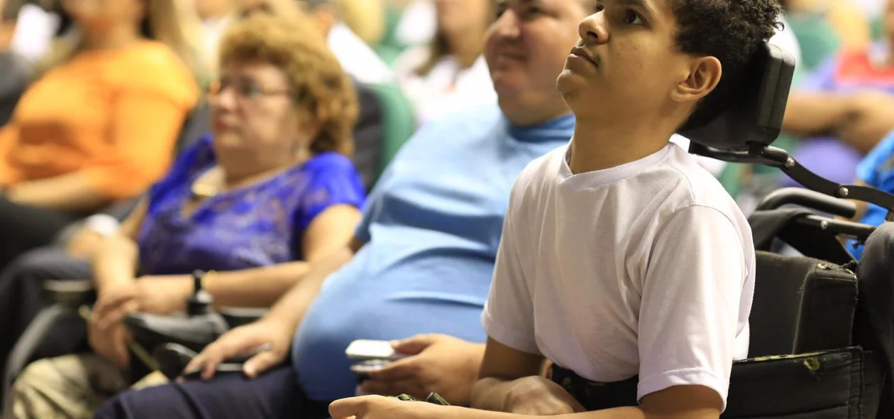Pacientes participam da comemoração dos 10 anos do Centro Integrado de Reabilitação