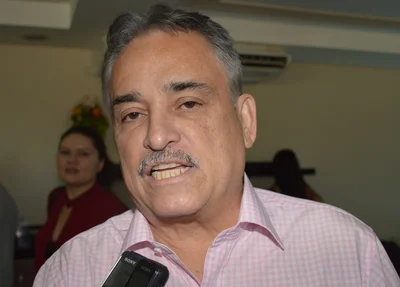 Robert Rios critica desempenho dos senadores piauienses