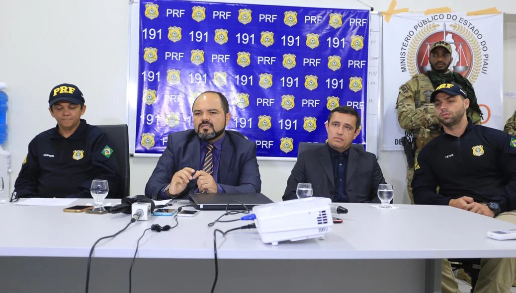 Coletiva sobre a Operação Estanque 