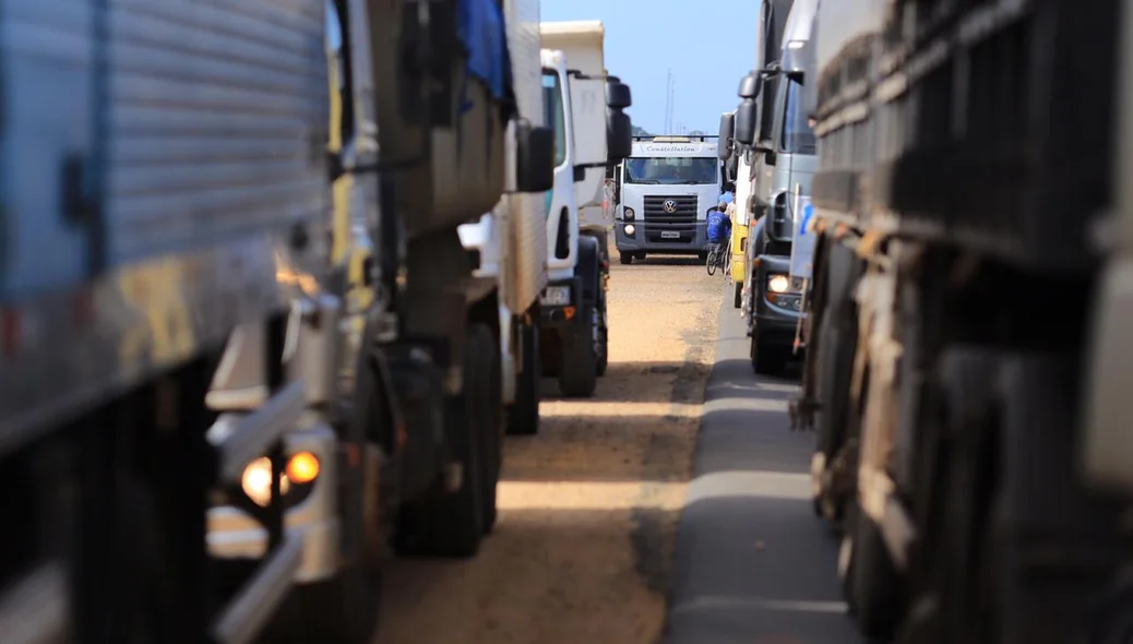 Manifestação dos caminhoneiros na BR 316