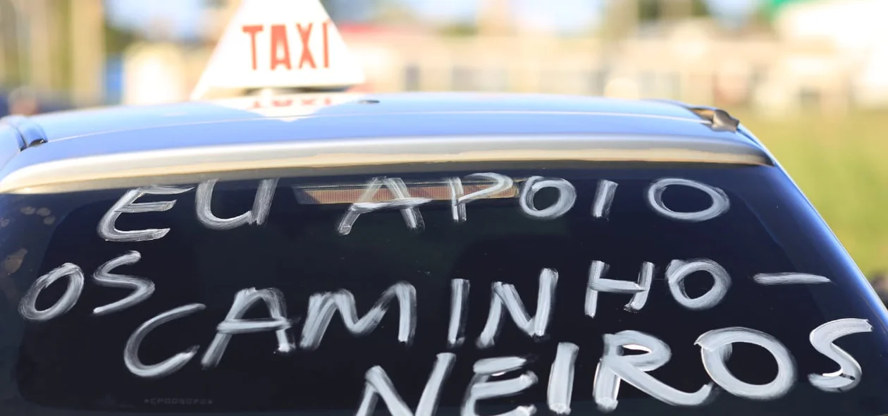 Os taxistas também aderiram ao protesto