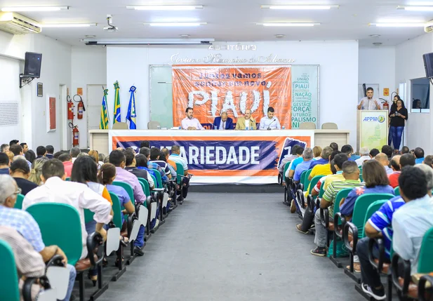 Aldo Rebelo lança pré-candidatura ao lado de Dr. Pessoa 