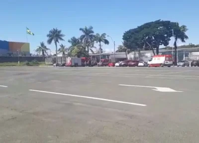 Corpo de Bombeiros combate incêndio em centro de internação para menores de Goiânia