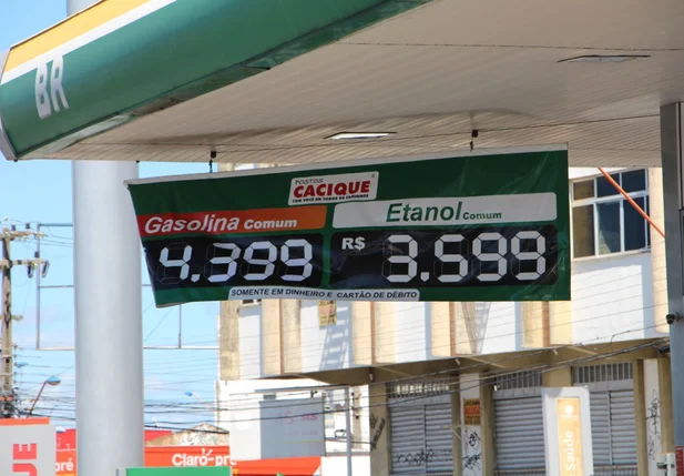 Valor da gasolina em posto de Teresina