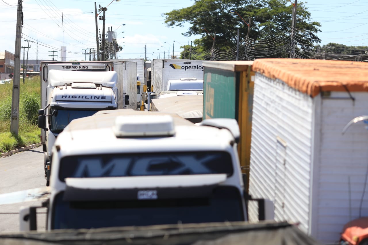 Motoristas de caminhão na BR 316