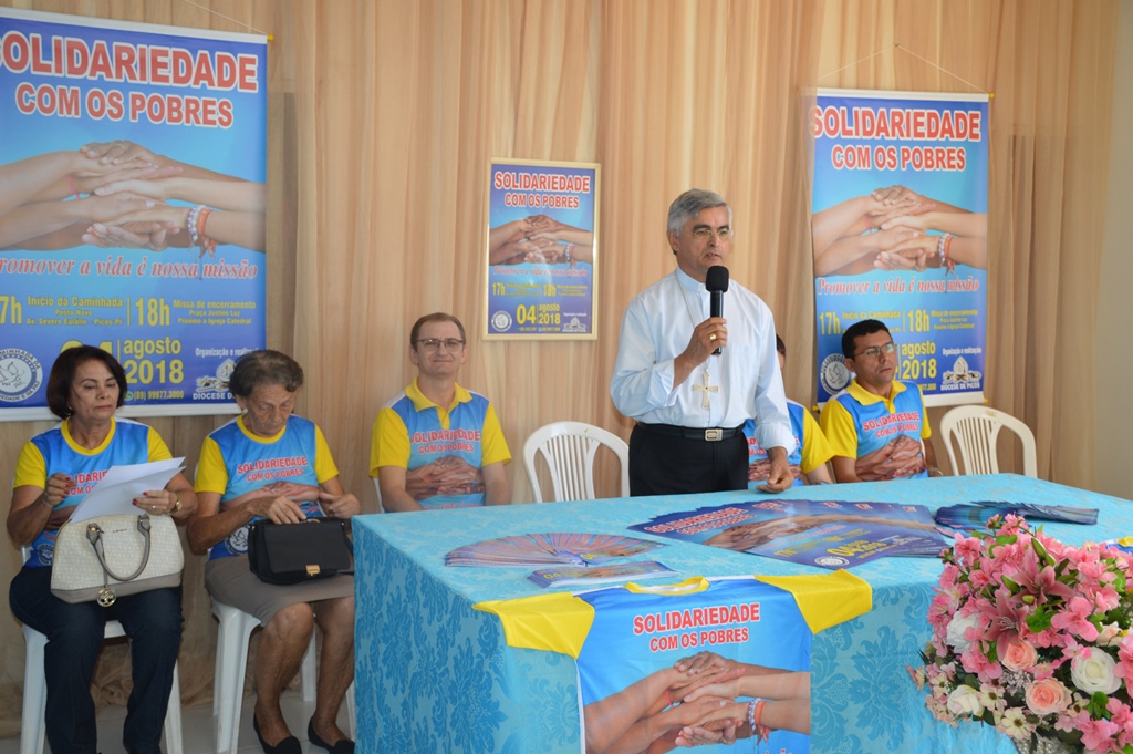 Dom Plínio preside solenidade