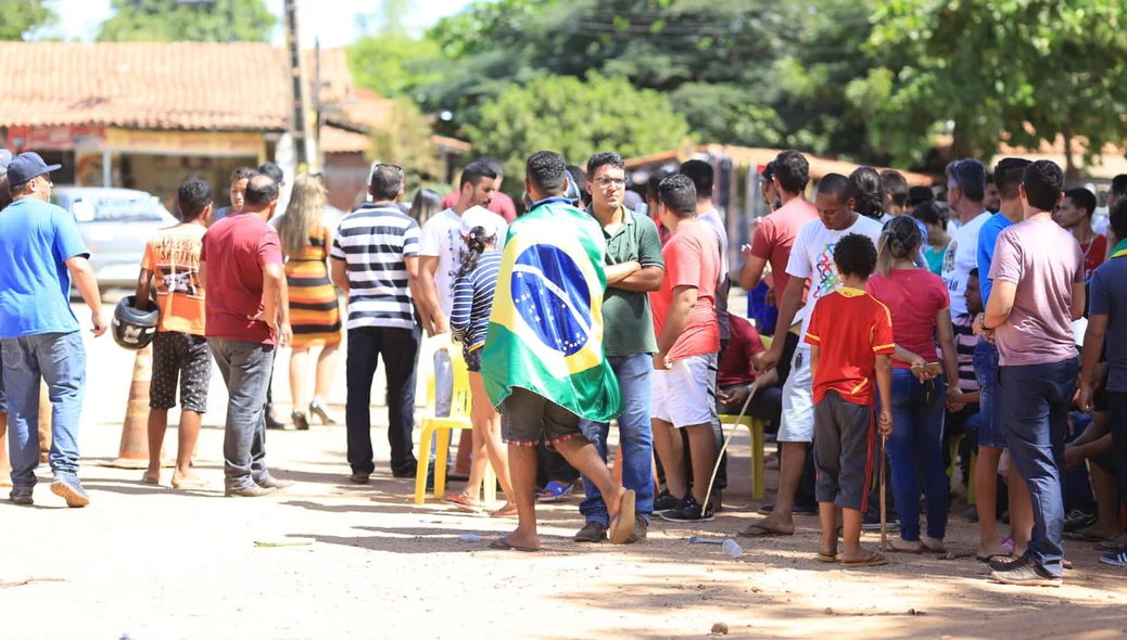 Manifestantes no Terminal de Petróleo 