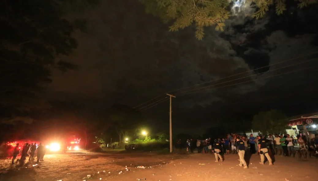 Polícia Rodoviária Federal conseguiu convencer manifestantes a deixar o terminal