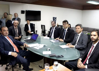 Reunião no Tribunal de Justiça com o desembargador Erivan Lopes e Chico Lucas