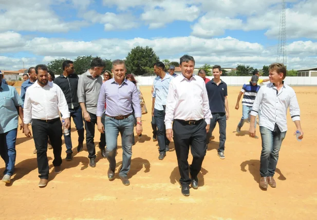 Wellington Dias autorizou obras 