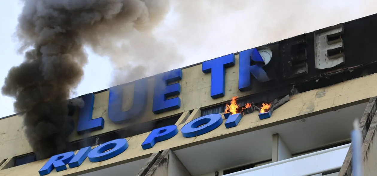 Incêndio no Rio Poty Hotel em Teresina