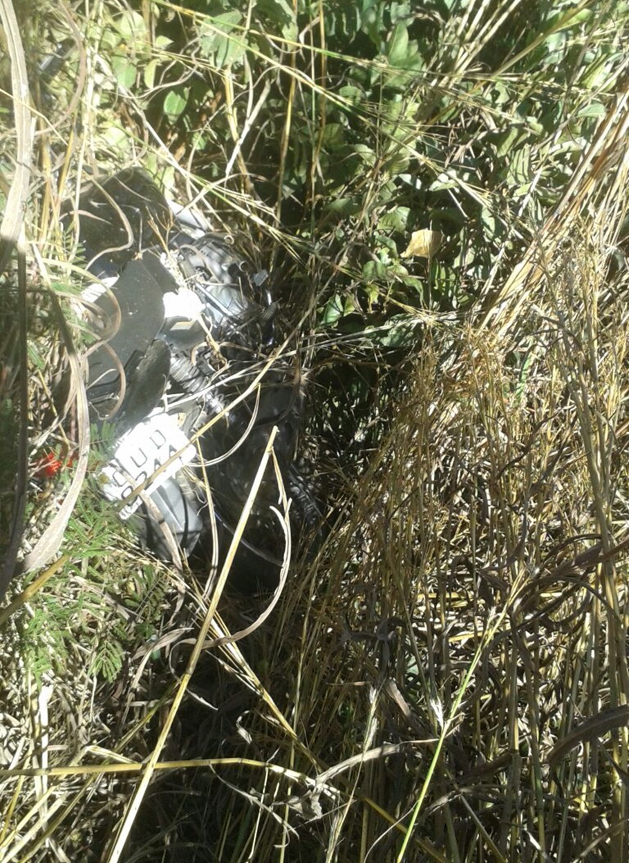 Moto encontrada no matagal após acidente 