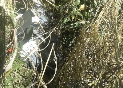 Moto encontrada no matagal após acidente 