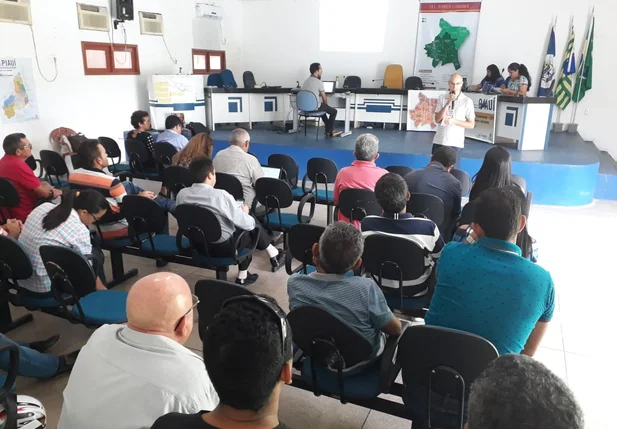 O conselho discute estratégias e planejamento para o desenvolvimento da região