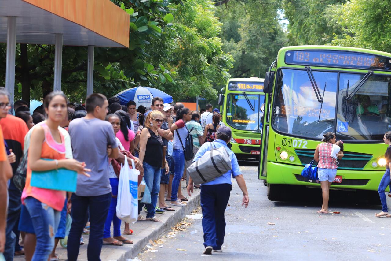 Ônibus no centro de Teresina